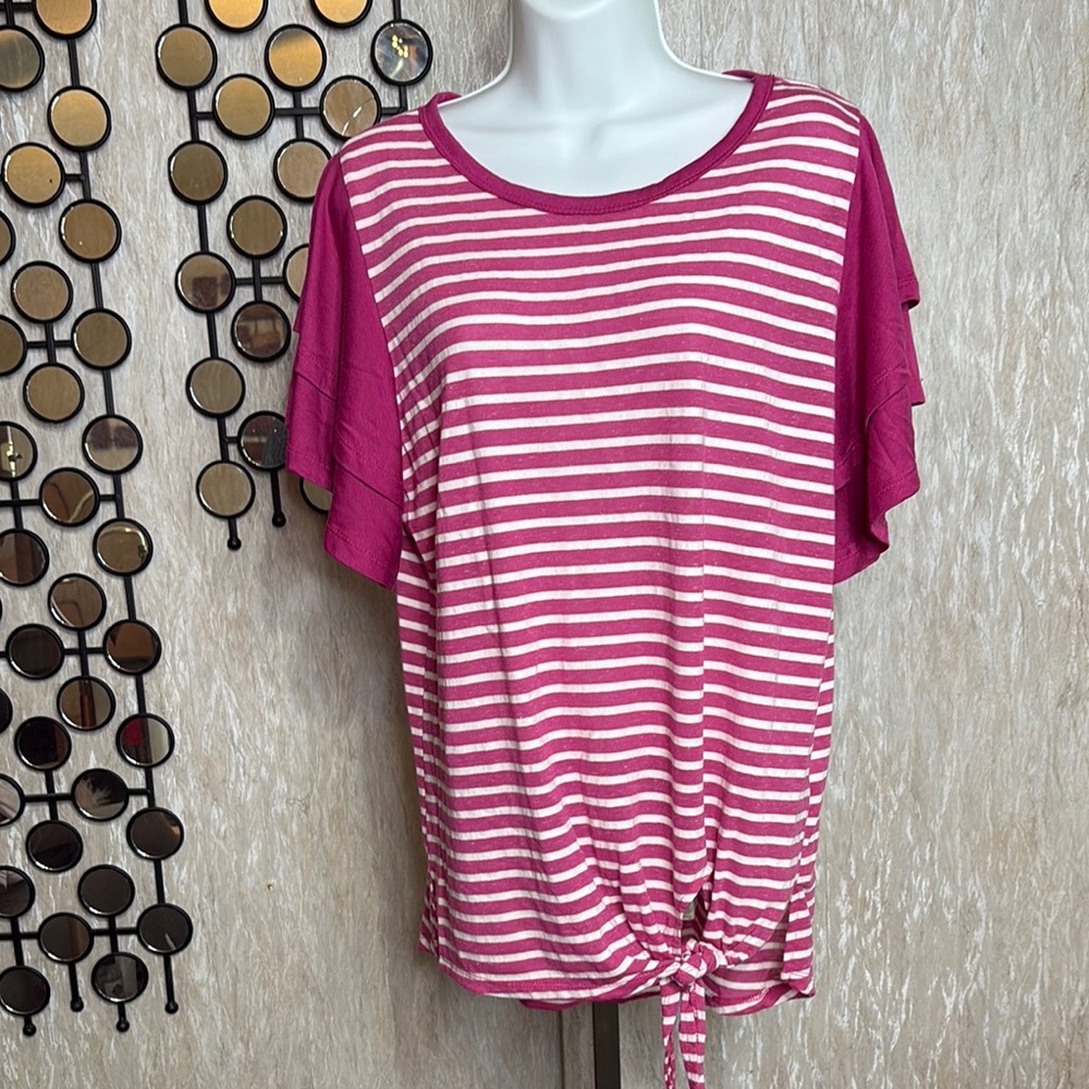 Chic Pink Striped Short Sleeve Top